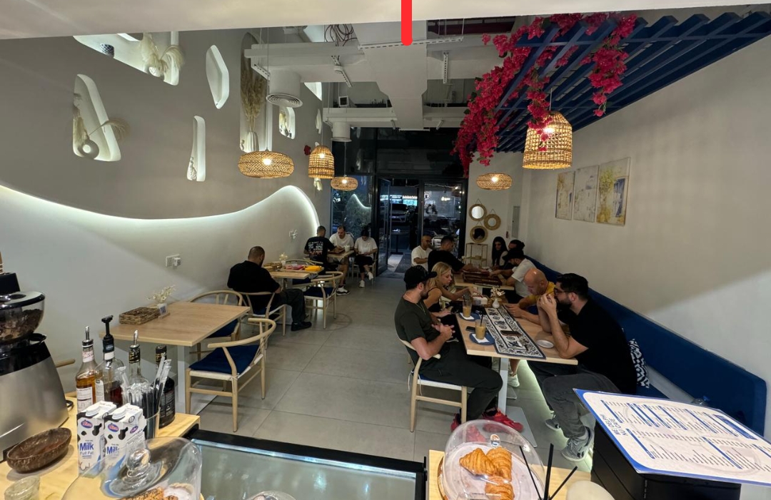 Profitable Café for Sale in Dubai | Low Rent, High Footfall & Turnkey Setup